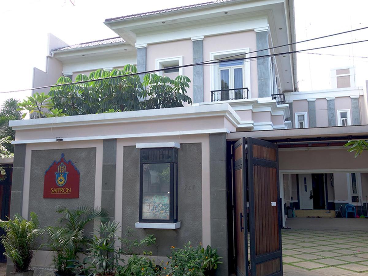 Saffron Suites Syariah Jakarta Ngoại thất bức ảnh